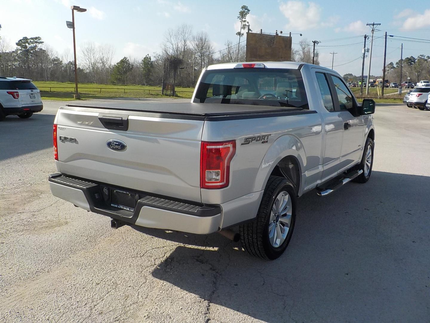 2016 Silver /Gray Ford F-150 (1FTEX1EP8GK) with an Ecoboost engine, Automatic transmission, located at 1617 W Church Street, Livingston, TX, 77351, (936) 327-3600, 30.710995, -94.951157 - ONE OWNER!! 4X4! Clean truck! - Photo#7